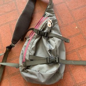 Patagonia atom sling